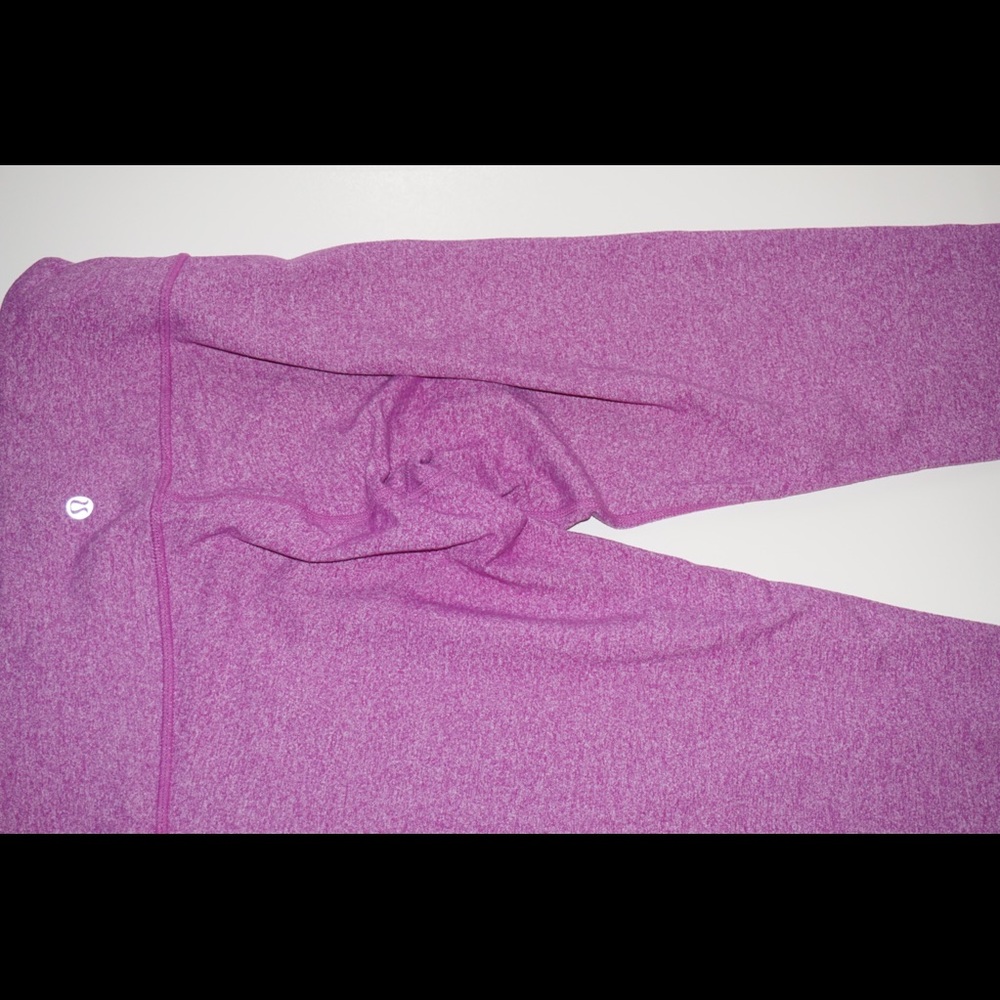 Authentic Lululemon Pink wunder under capri
